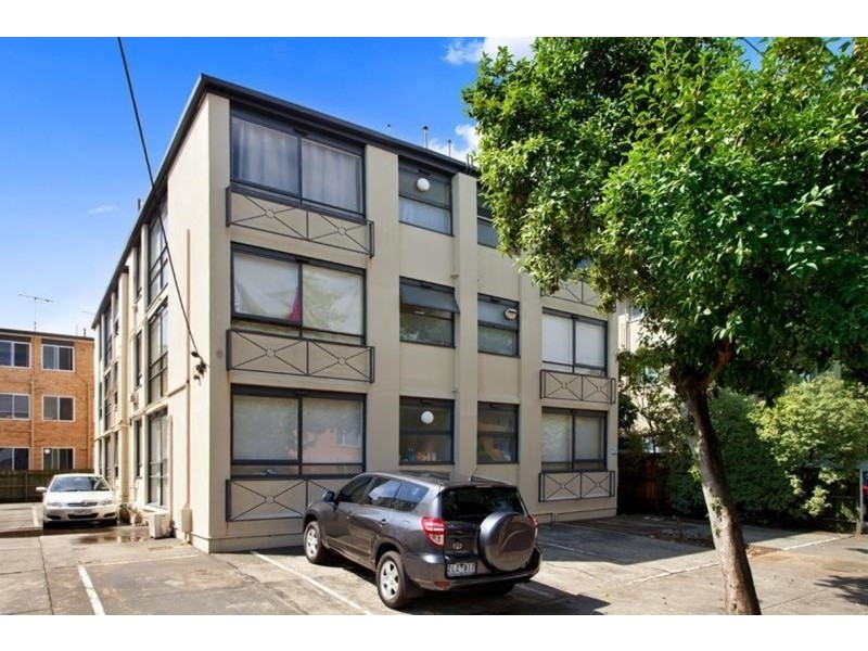 11/3 Celeste Court, St Kilda East VIC 3183