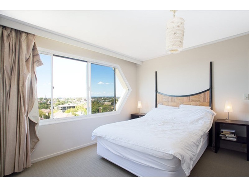 92/8-10 The Esplanade, St Kilda VIC 3182