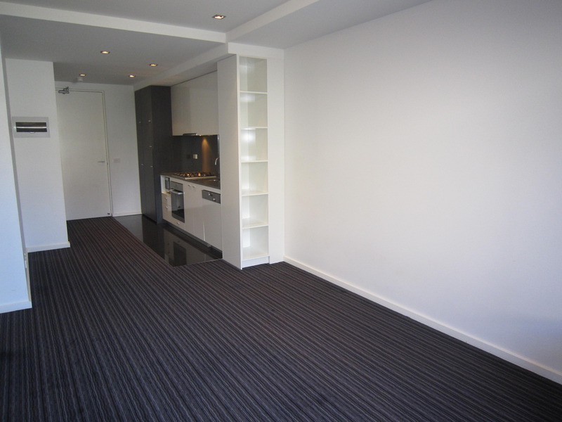 13/17 Robe Street, St Kilda VIC 3182