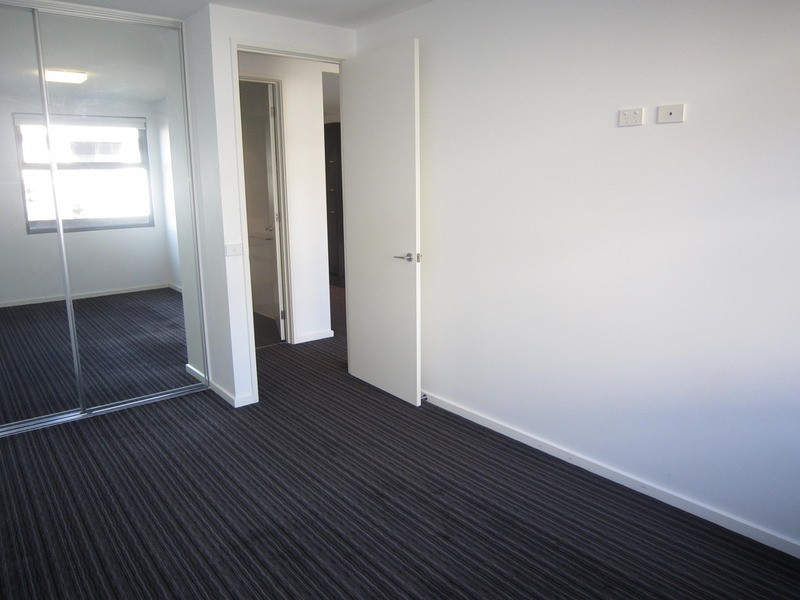 13/17 Robe Street, St Kilda VIC 3182
