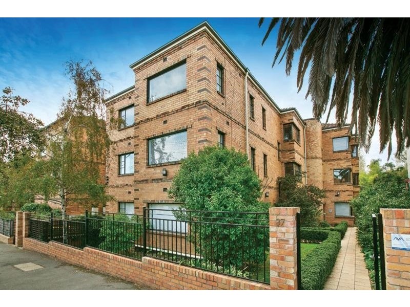 8/37 Eildon Road, St Kilda VIC 3182