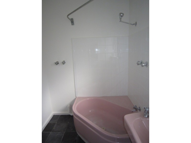 11/23 Robe Street, St Kilda VIC 3182