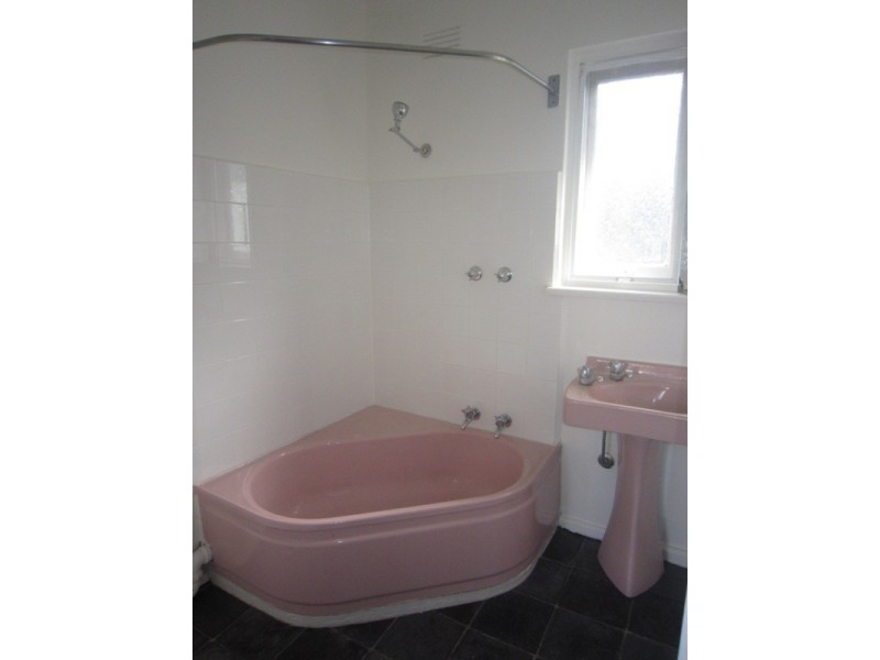 11/23 Robe Street, St Kilda VIC 3182