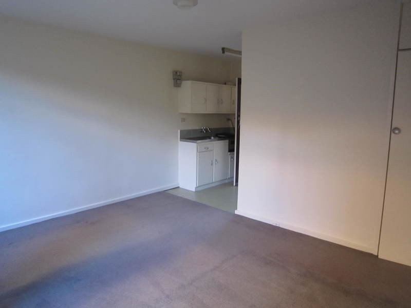 3/2 Dalgety Street, St Kilda VIC 3182