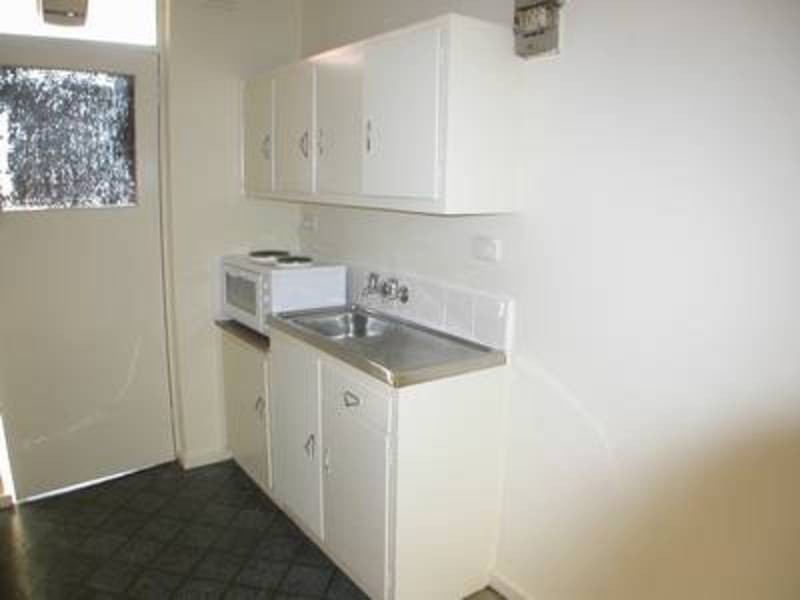 6/2 Dalgety Street, St Kilda VIC 3182