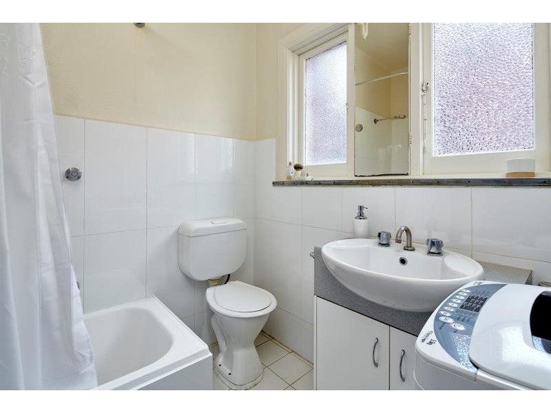 1/29 Eildon Road, St Kilda VIC 3182