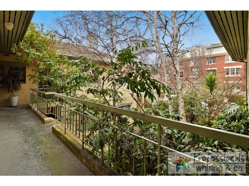 9/6 Westbeach Road, St Kilda VIC 3182
