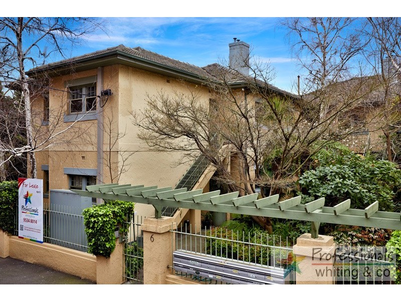 9/6 Westbeach Road, St Kilda VIC 3182