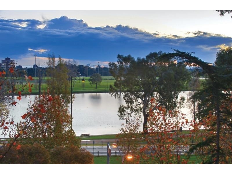 26/73 Queens  Road, Melbourne VIC 3000