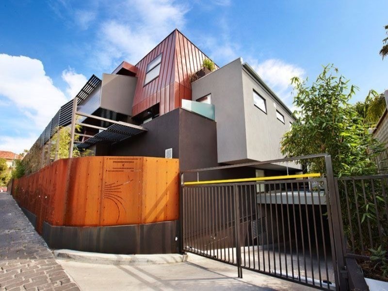 12/17 Robe  Street, St Kilda VIC 3182