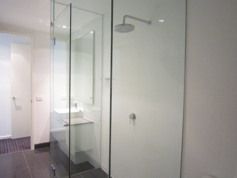 12/17 Robe  Street, St Kilda VIC 3182