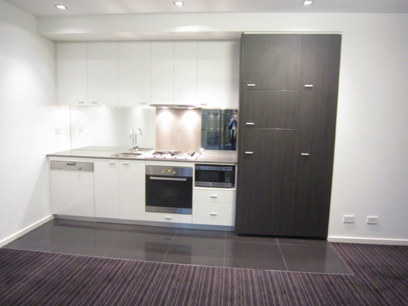 12/17 Robe  Street, St Kilda VIC 3182