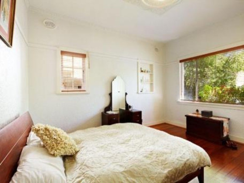 4/8 May Street, Elwood VIC 3184