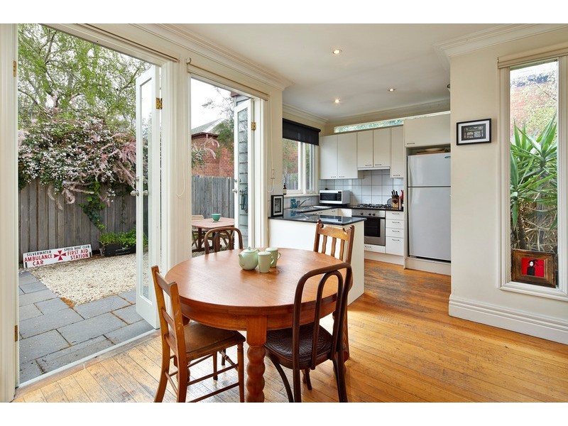15a Marlton  Crescent, St Kilda VIC 3182