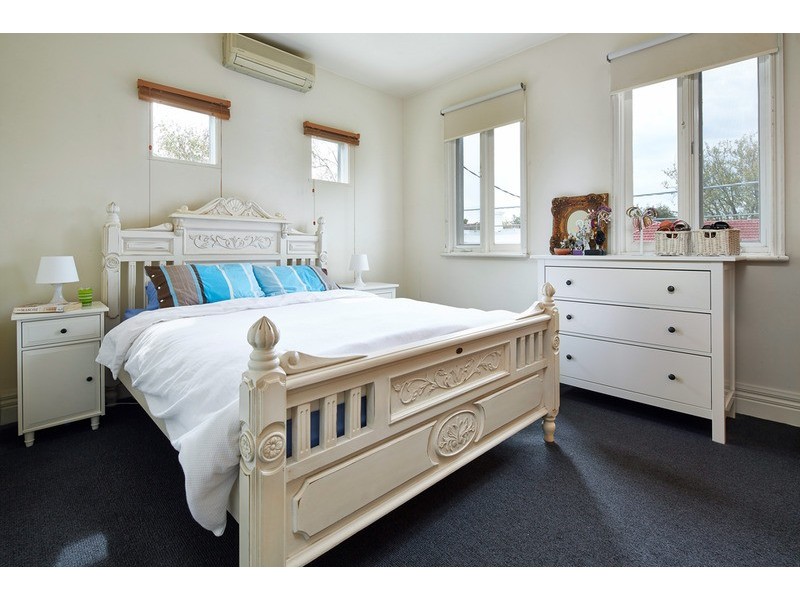 15a Marlton  Crescent, St Kilda VIC 3182