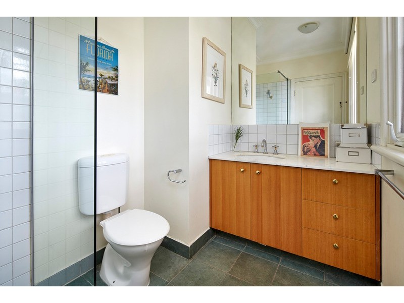 15a Marlton  Crescent, St Kilda VIC 3182