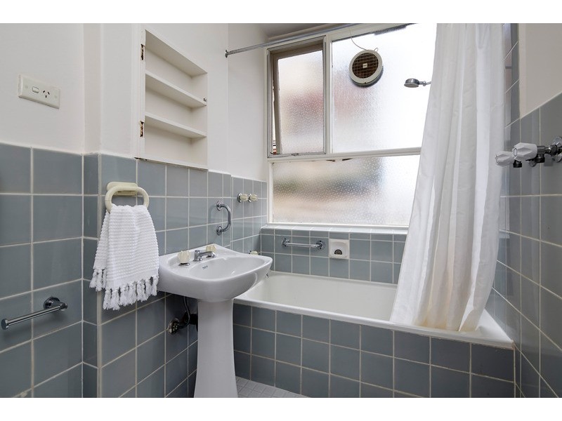 13/41 Park  Street, St Kilda West VIC 3182