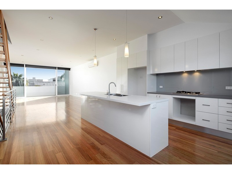 St Kilda VIC 3182
