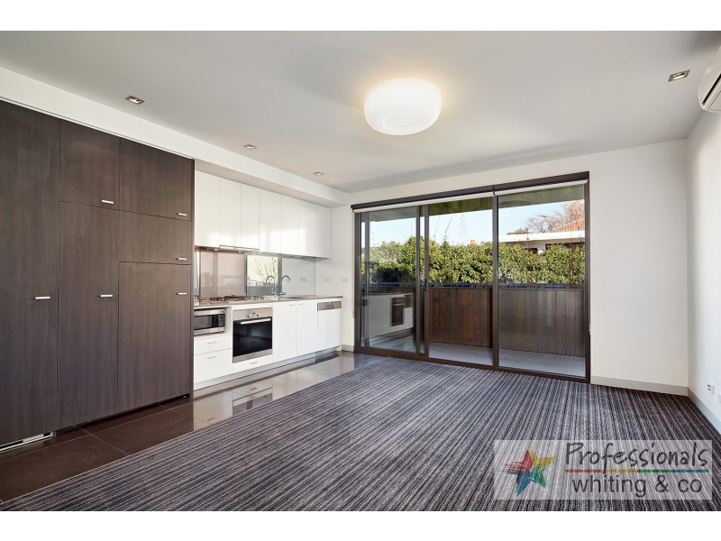 14/17 Robe Street, St Kilda VIC 3182