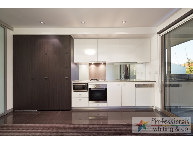 14/17 Robe Street, St Kilda VIC 3182