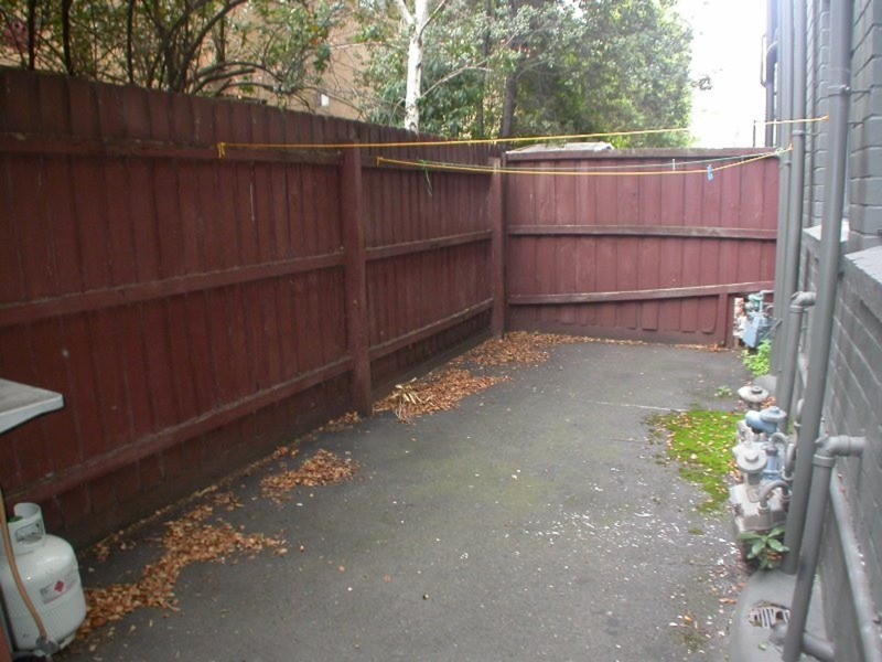 8/131 Glenhuntly Road, Elwood VIC 3184