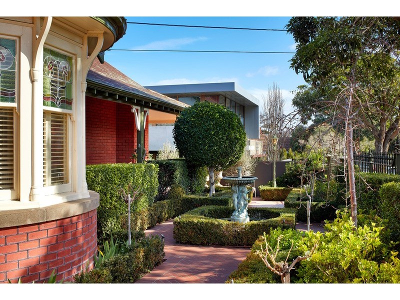 14 Menzies Avenue, Brighton VIC 3186