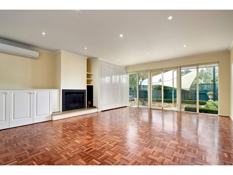 2 Grandview Grove, Hawthorn VIC 3122