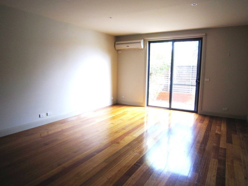 1/48 Chapel Street, St Kilda VIC 3182