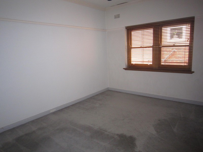 2/27 Eildon Road, St Kilda VIC 3182