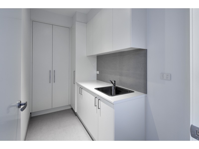 Contact Agent: Octavia Street, St Kilda VIC 3182