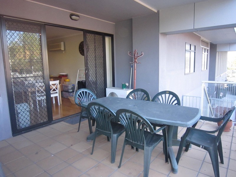 1/69 Wellington Street, St Kilda VIC 3182