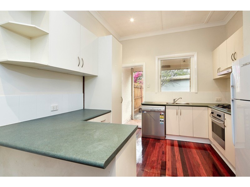 15 Wave Street, Elwood VIC 3184