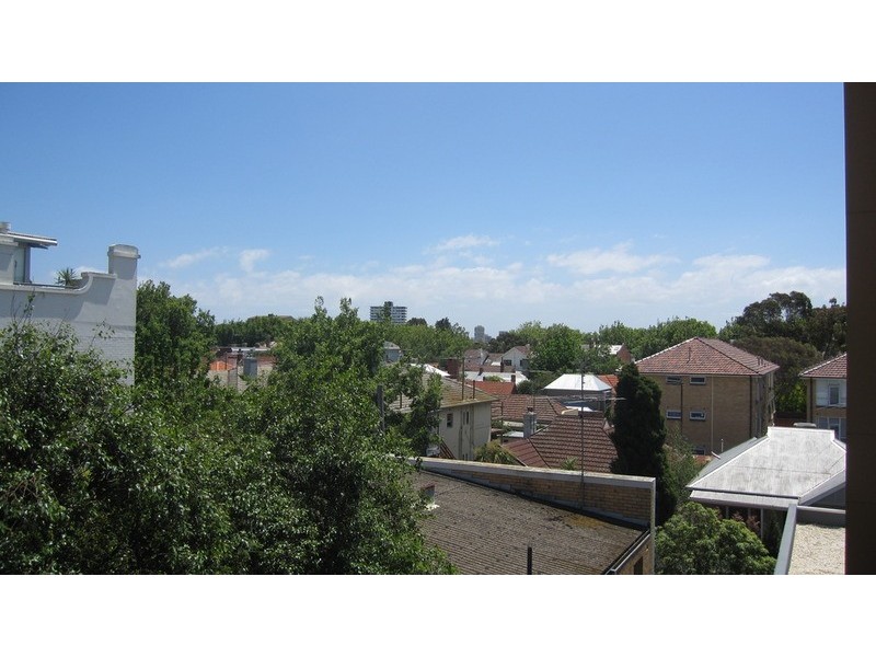 16/52 Fitzroy Street, St Kilda VIC 3182