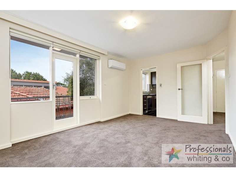 9/435 St Kilda Street, Elwood VIC 3184