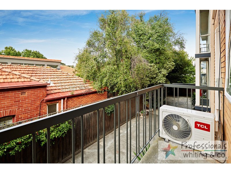 9/435 St Kilda Street, Elwood VIC 3184