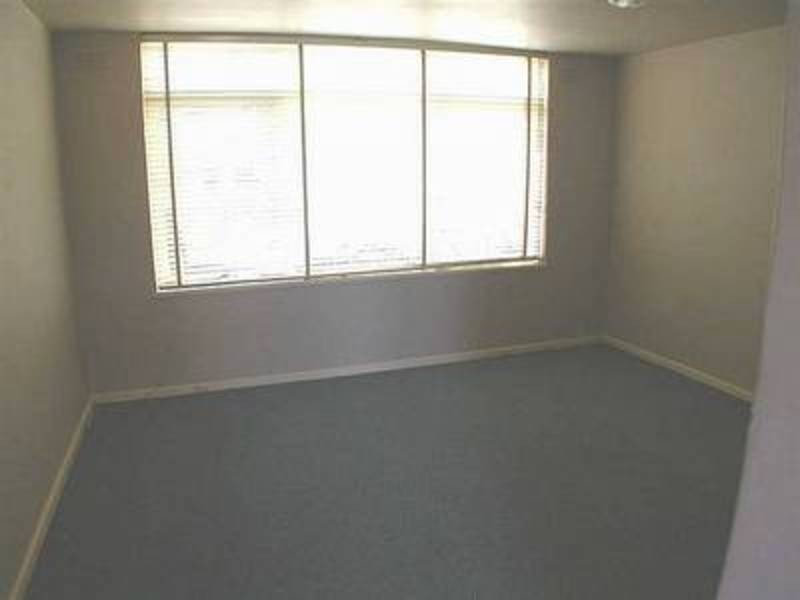 2/2 Dalgety Street, St Kilda VIC 3182