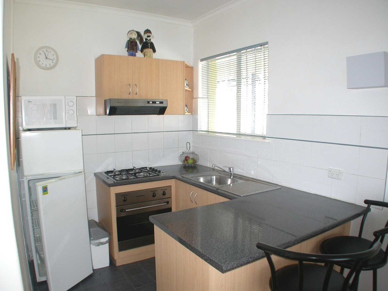 4/5 Burnett Street, St Kilda VIC 3182