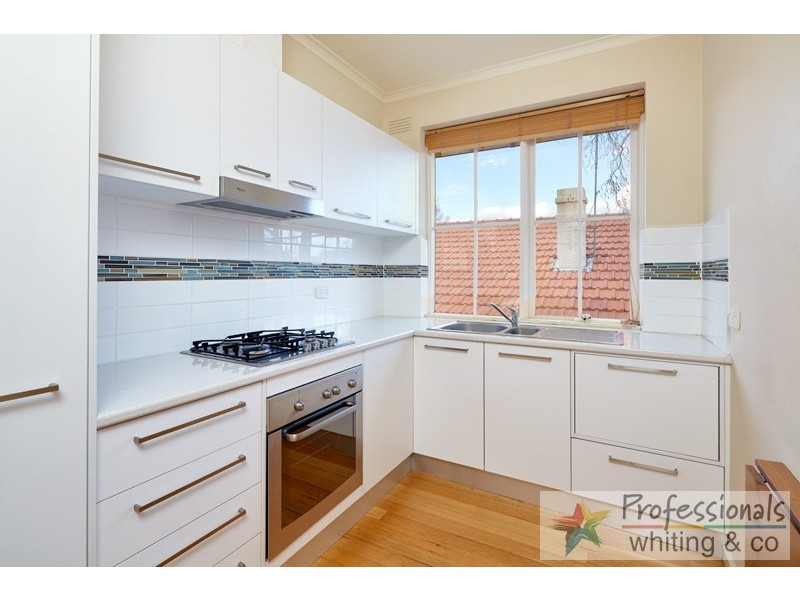 6/7 Austin Avenue, Elwood VIC 3184