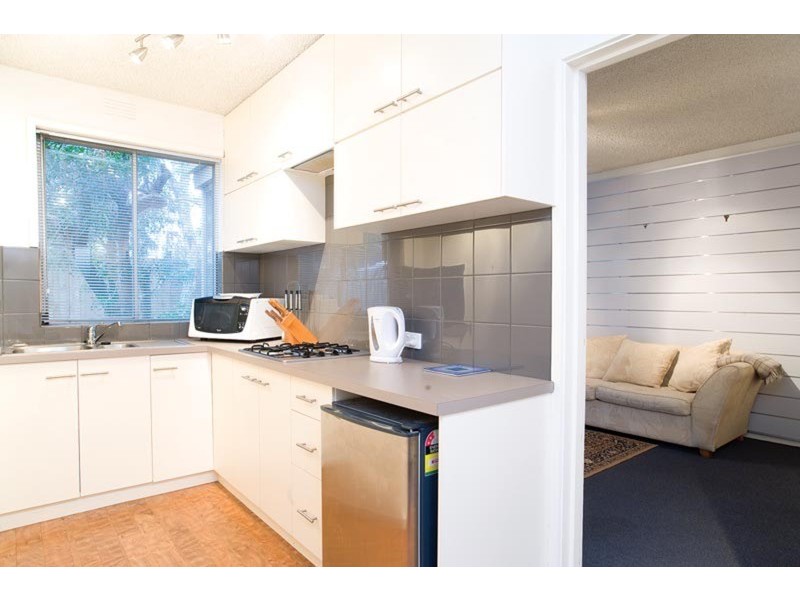 10/7 Alfred Square, St Kilda VIC 3182