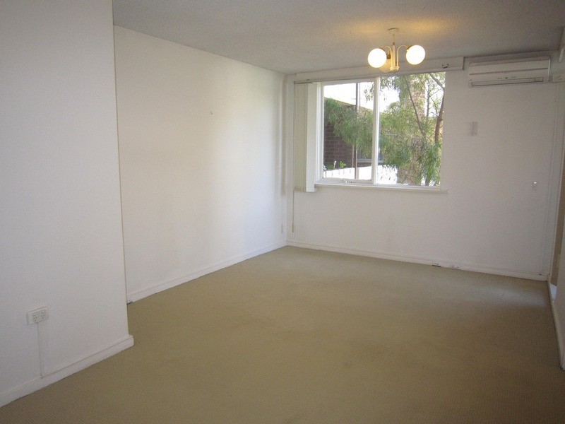 10/70 Park Street, St Kilda West VIC 3182