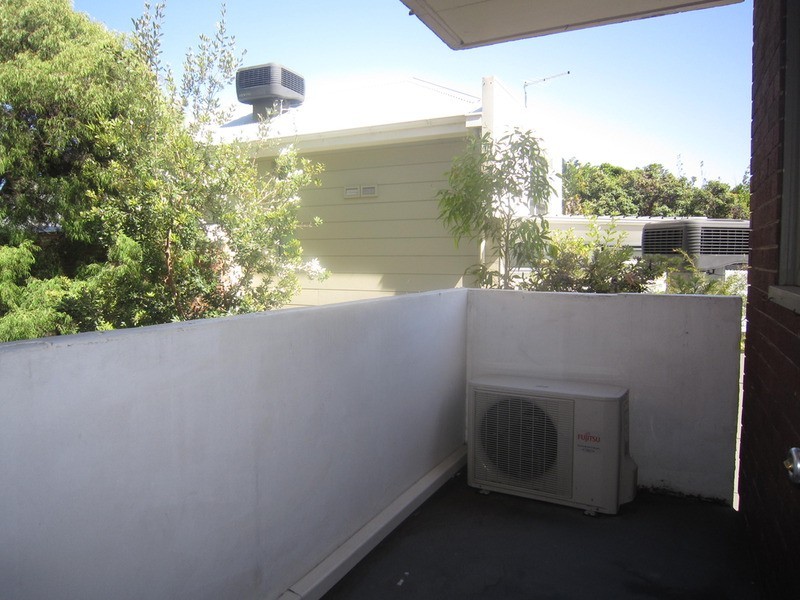 10/70 Park Street, St Kilda West VIC 3182