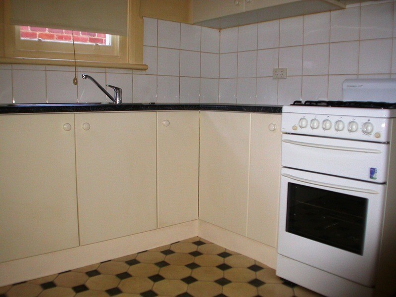 2/42a Mitford Street, Elwood VIC 3184