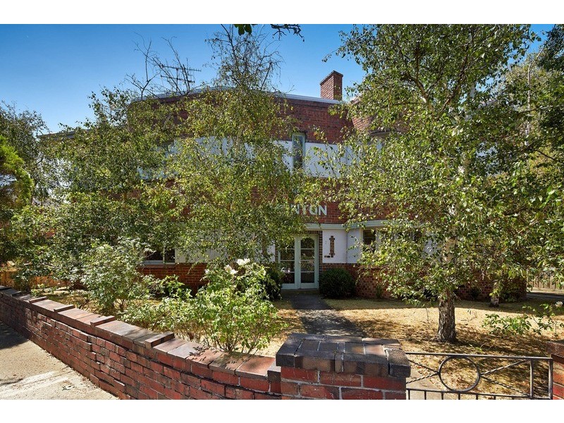 2/2 Avoca Avenue, Elwood VIC 3184