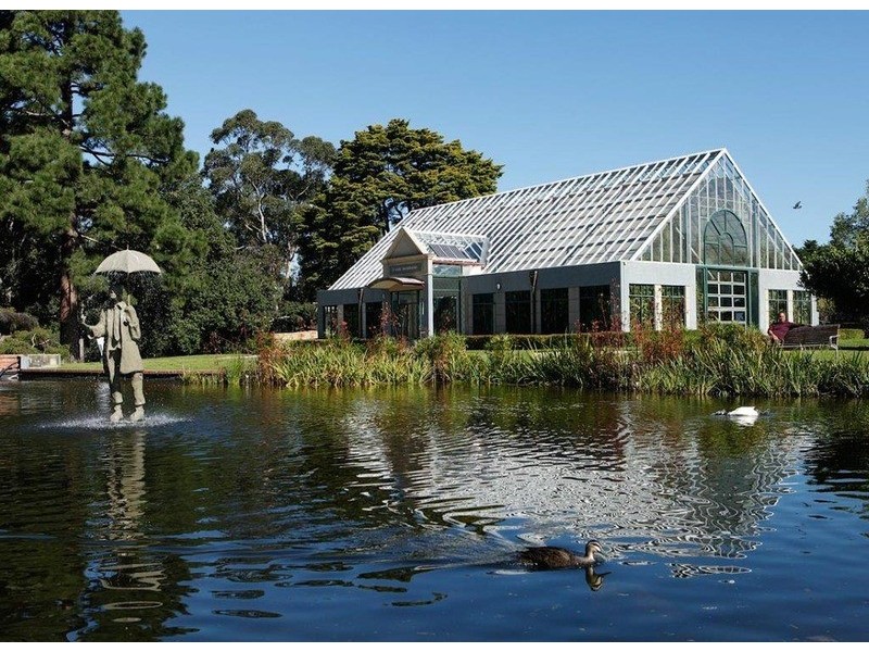 2/2 Avoca Avenue, Elwood VIC 3184