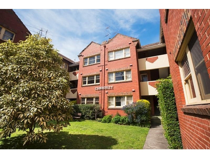 16/17a Milton Street, Elwood VIC 3184