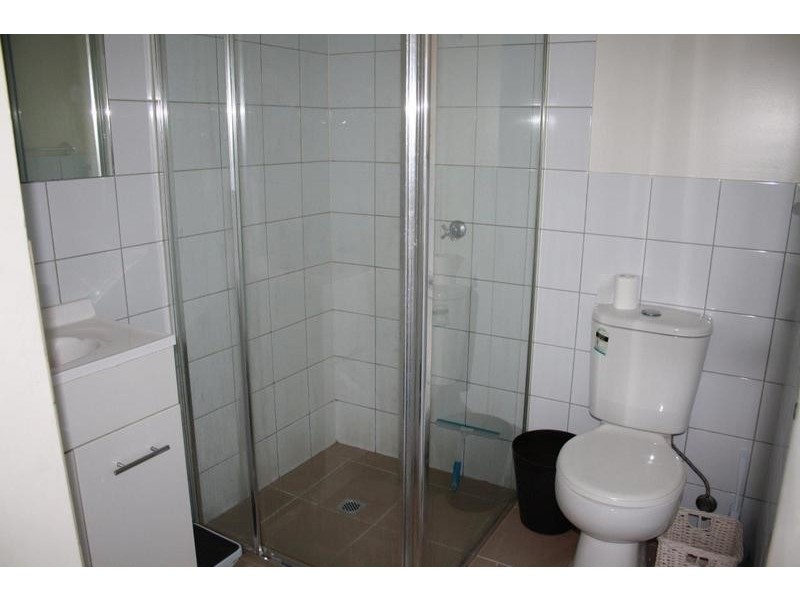 4/32 Grey Street, St Kilda VIC 3182