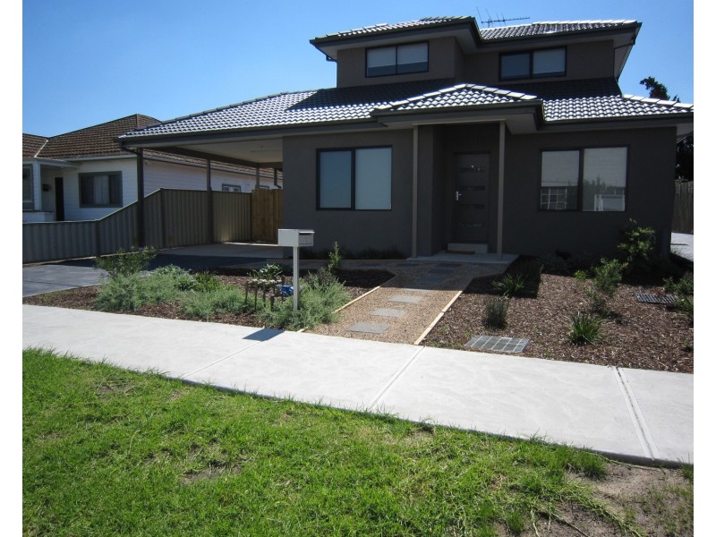 1/14 Indwe Street, West Footscray VIC 3012