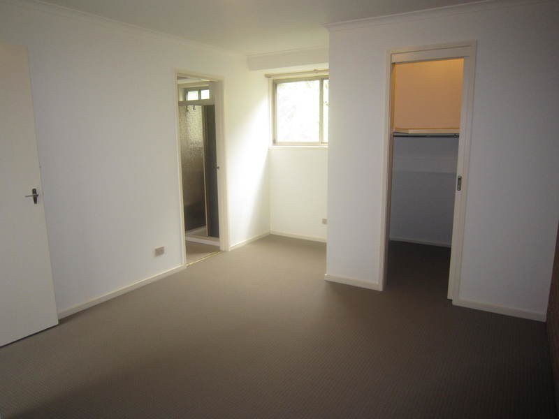 3/291 Barkly Street, St Kilda VIC 3182