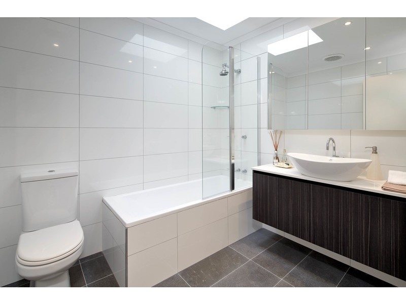 2/21 Green Street, Ivanhoe VIC 3079