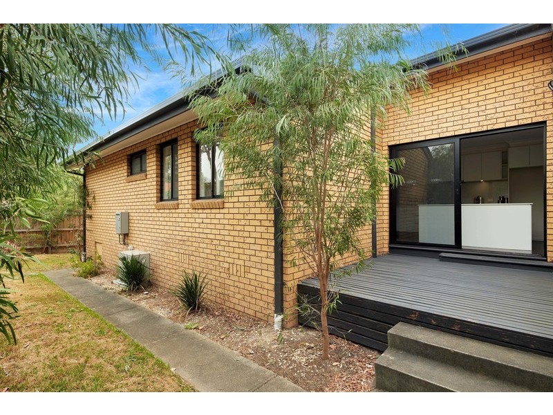 2/21 Green Street, Ivanhoe VIC 3079